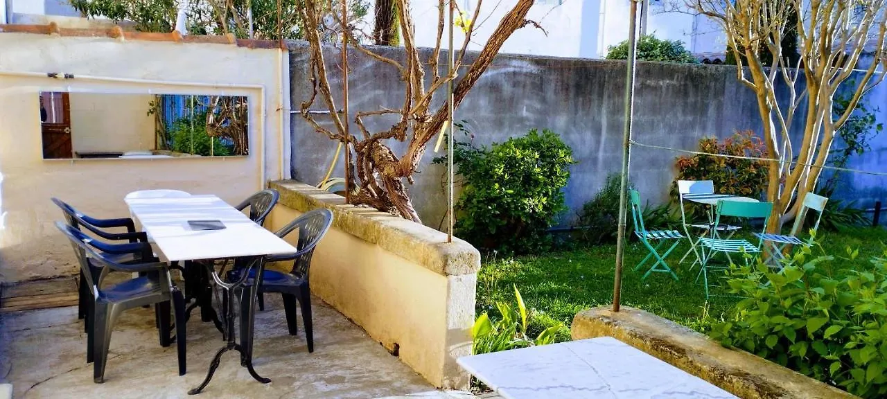 Villa Jardin Fleuri Aviñón